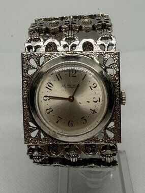 Vintage Le Monde Wind Up Watch Silver Tone Filigree Bracelet Mechanical Wristwat